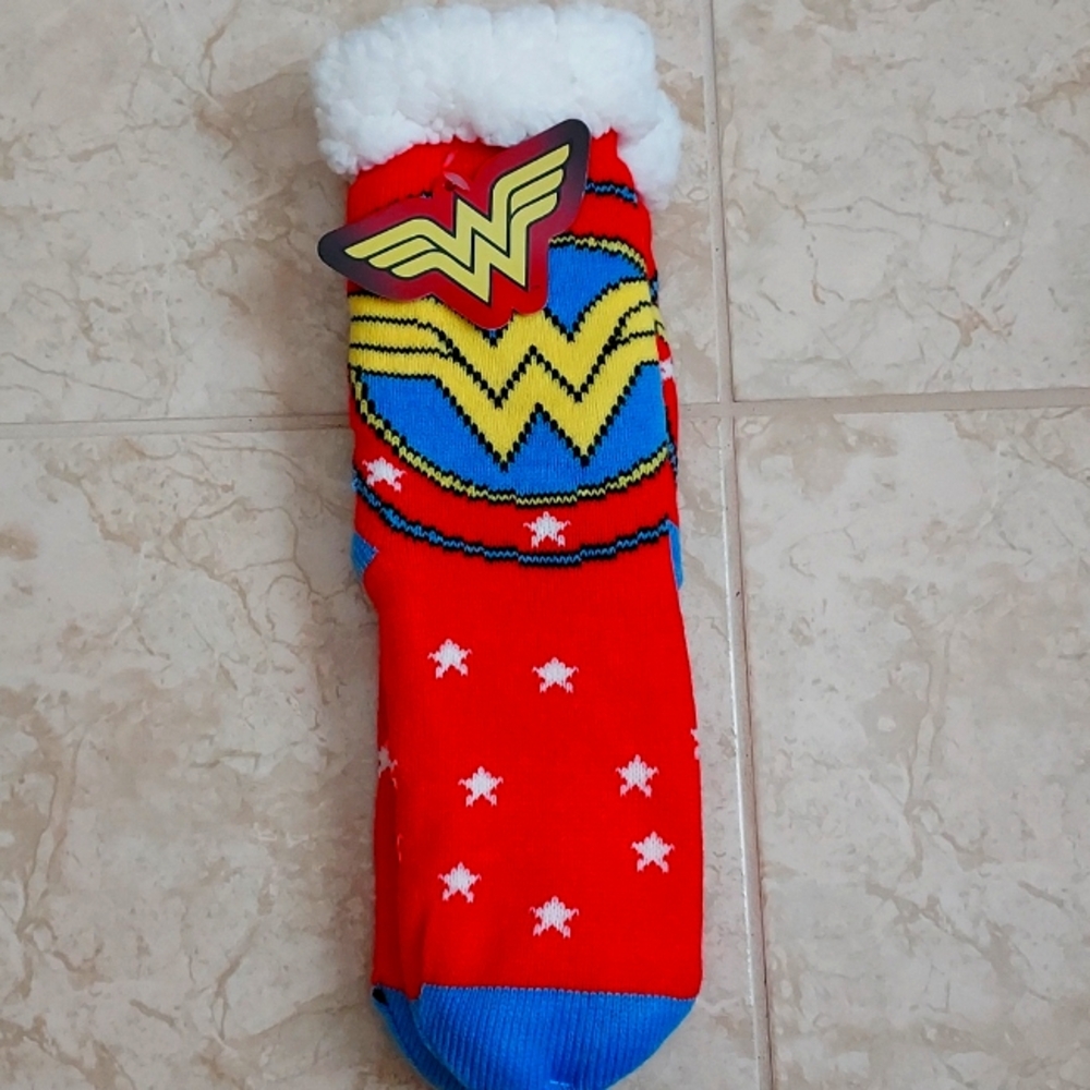 Wonder Woman Fuzzy Slipper Socks New with tags